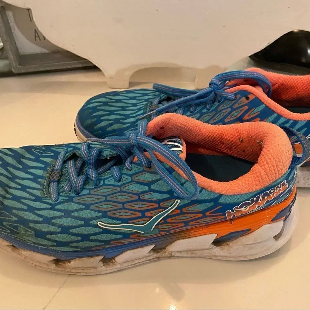 HOKA ONE ONE Vanquish 2 Blue Womens Size 9.5 Running Athletic Blue Melon